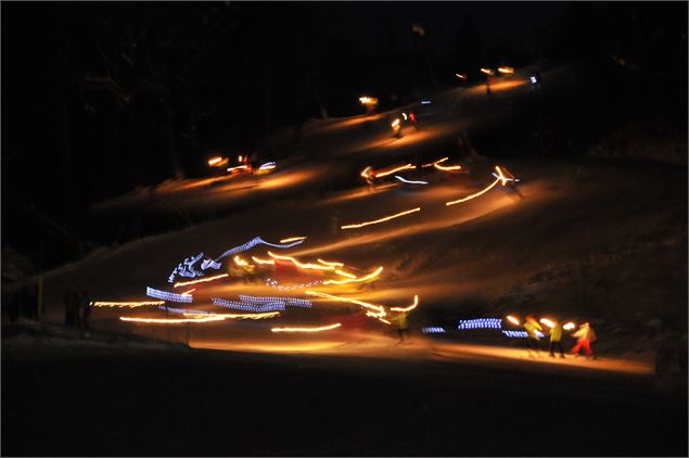 Descente aux flambeaux - OT PEVA