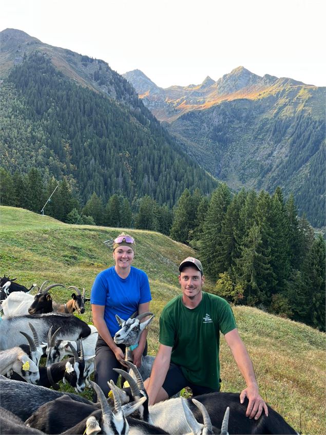 Océane et Yohann les nouveaux propriétaires de la ferme de Mr Seguin - Ponthieu-O
