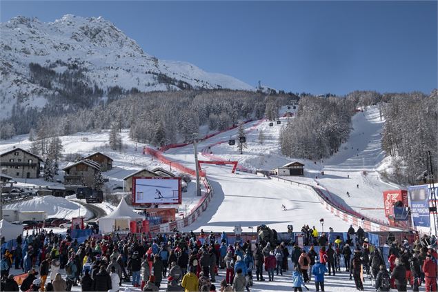 Critérium de la Première Neige (Coupe du monde de ski alpin Femmes)_Val-d'Isère - Club des sports Va