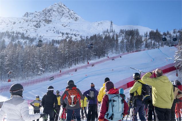 Critérium de la Première Neige (Coupe du monde de ski alpin Femmes)_Val-d'Isère - Club des sports Va