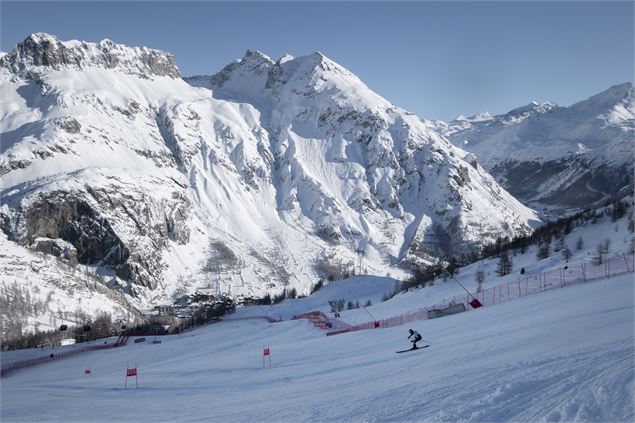 Critérium de la Première Neige (Coupe du monde de ski alpin Femmes)_Val-d'Isère - Club des sports Va