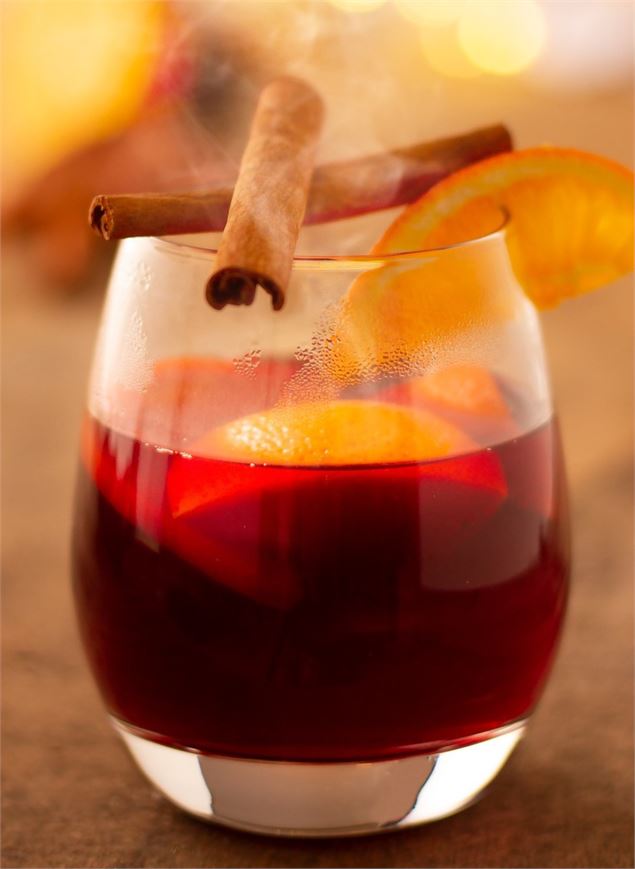 Pot d'accueil à la Chèvrerie_Bellevaux - La Clique du Roc