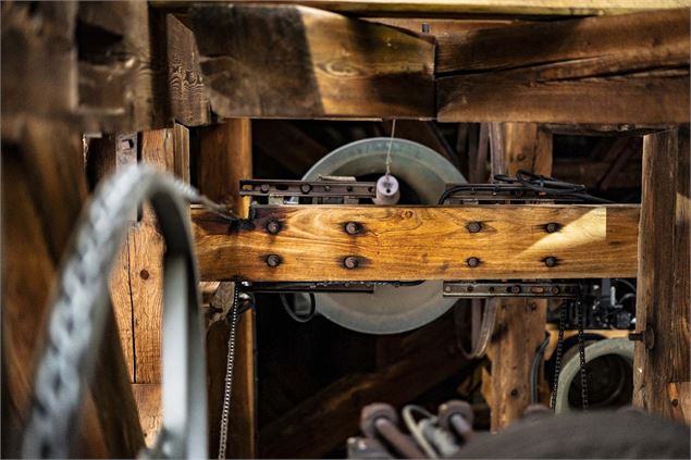 Cloches de l'église de Châtel - Service Culture et Patrimoine Mairie