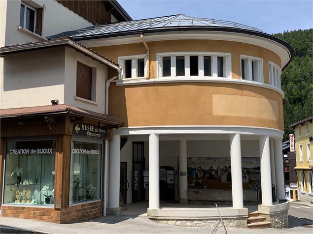 Façade rénovée - @Anne Legrand