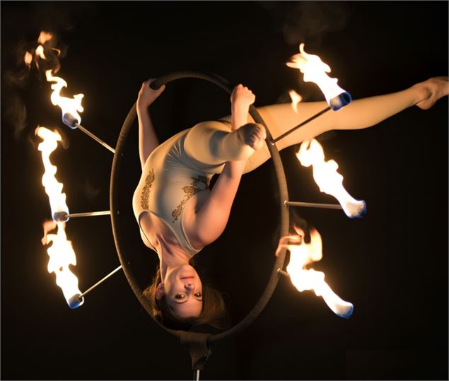 Scènes féériques | Flammes Célestes_Champoussin