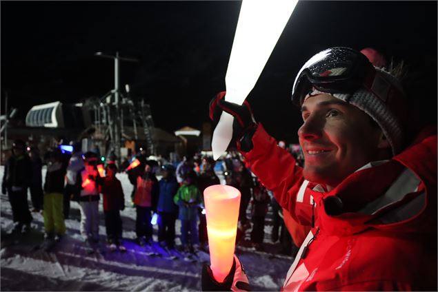 Descente aux flambeaux - ESF Manigod