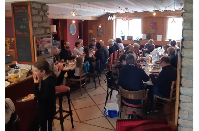 Repas partagé à la Fourmi Verte_Échallon