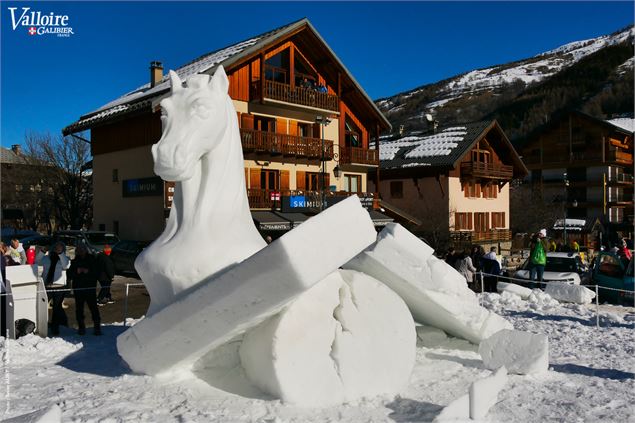 Concours international de Sculpture sur Neige_Valloire - Marie Collomb / Valloire Tourisme