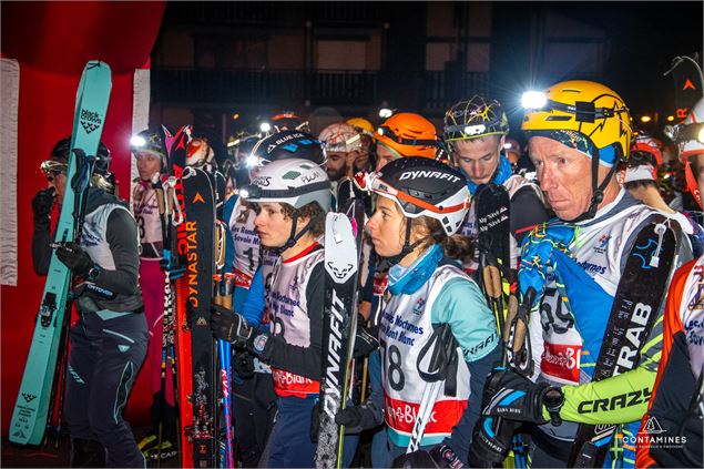 Signal Express : montée sèche de ski de randonnée en nocturne_Les Contamines-Montjoie