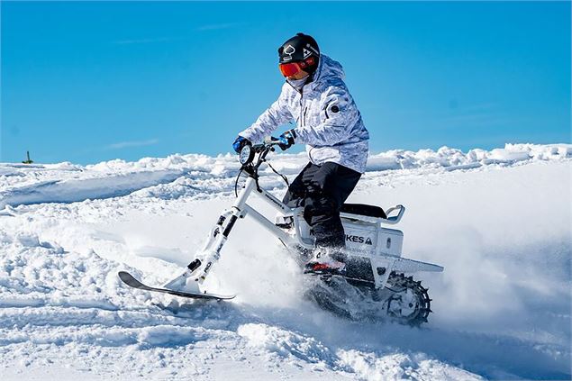 Moonbike à Flaine - OT Flaine-Candice Genard