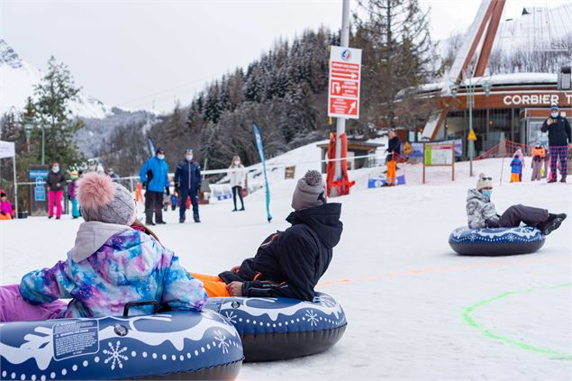 Curling Humain - Corbier Tourisme