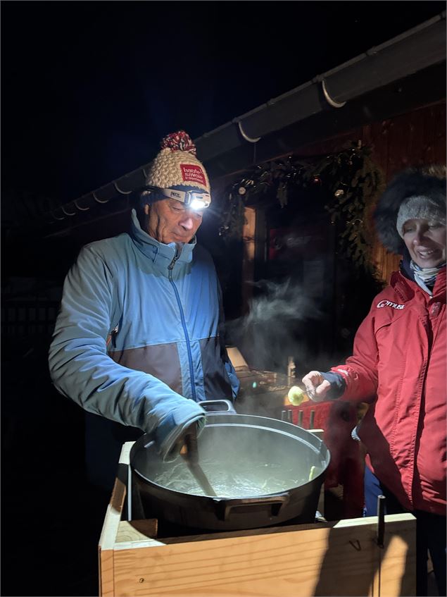 Sortie Raquettes & Fondue en plein air - Poudre d'Escampette