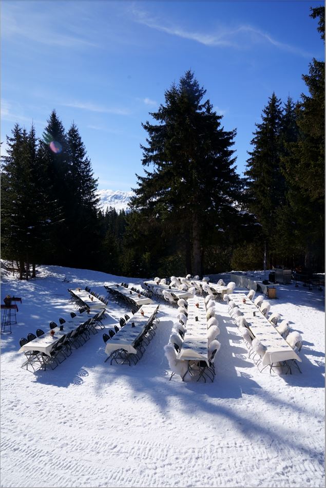 La Table des amis au Clos Bernard