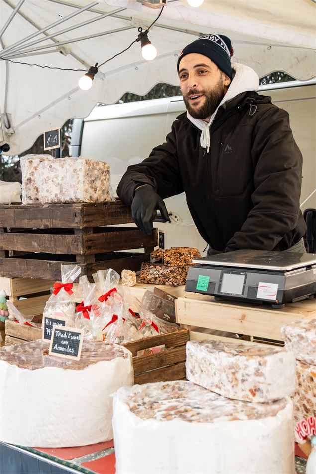 Stand de nougat au marché de Flaine - OT Flaine - Noémie Ladrix