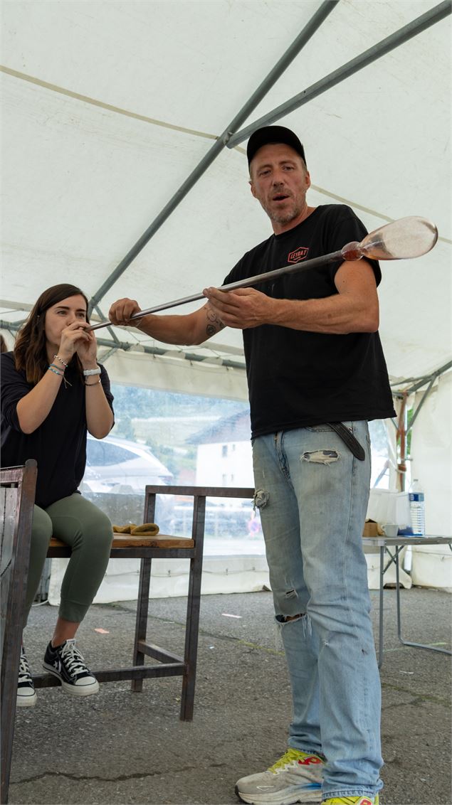 Atelier et démonstration de soufflage de verre_Les Carroz-d'Arâches