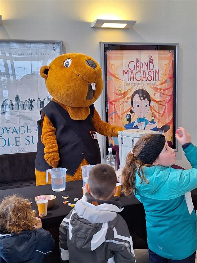 Goûter - ciné_Saint-Jean-d'Arves - Office de Tourisme de Saint Jean d'Arves