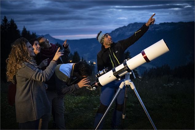 Soirée astronomie_Saint-Jean-de-Sixt - Tilby VATTARD