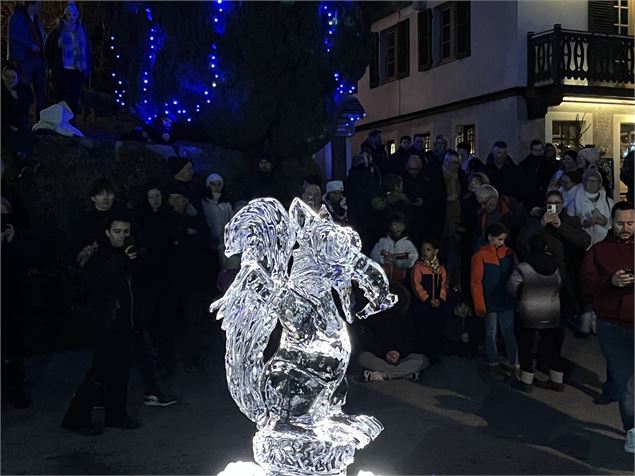 Ice Wood fait son Show ! Spectacle de sculpture sur glace_Saint-Nicolas-la-Chapelle