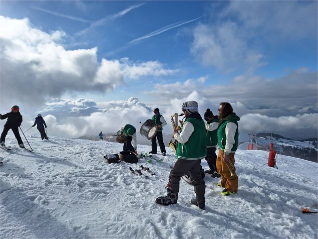 Fanfare express sur la piste la marmotte - Fanfare express
