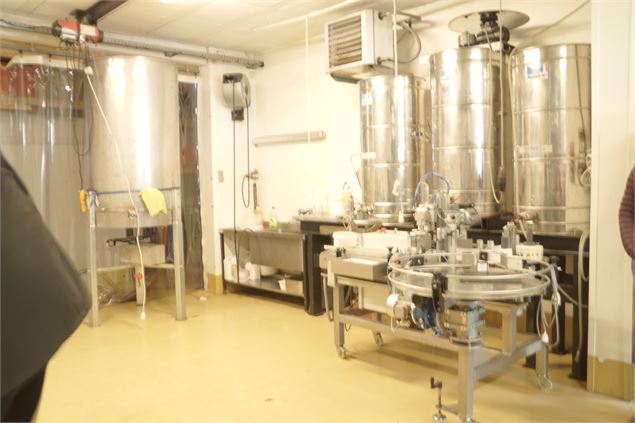 Le laboratoire avec les extracteurs - OTHMV