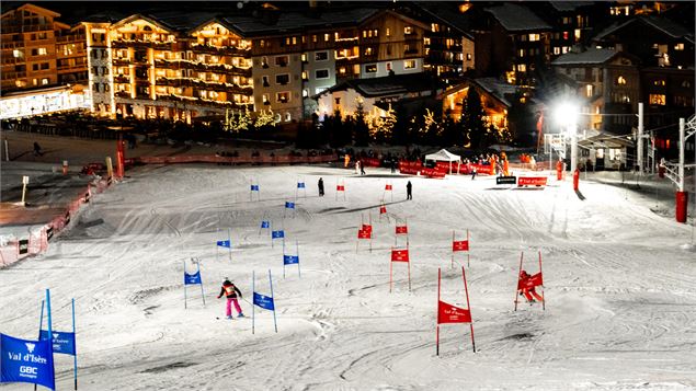 Slalom parallèle nocturne Trophée Dynastar - Val d'Isère Tourisme