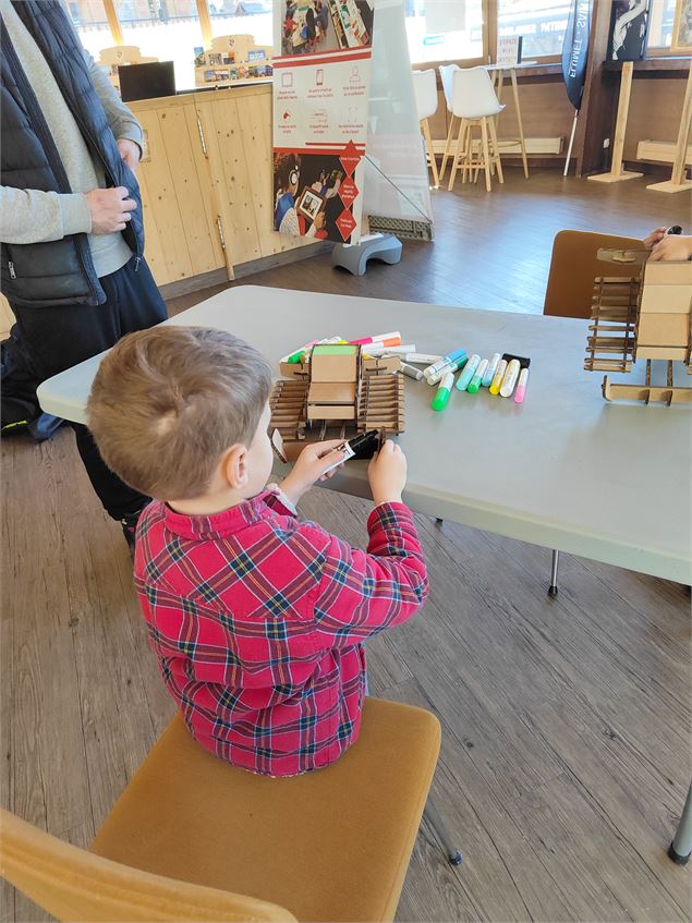 Photo atelier mini dameuse - OT Flumet/St Nicolas