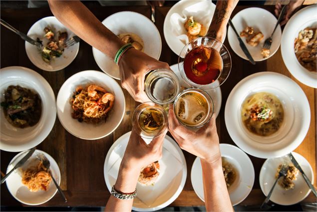 Repas de la Croisée des Deuches_Francheleins