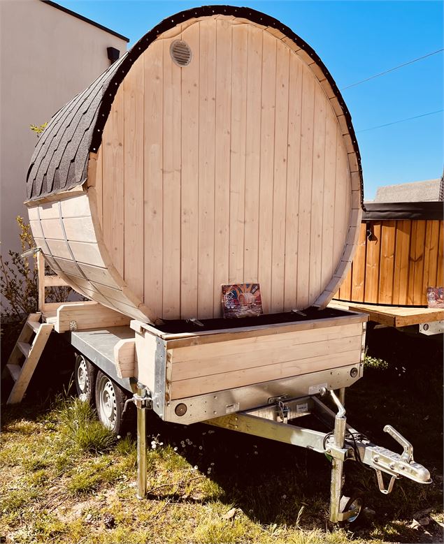 The Sauna Wagon - Sara Iglesias – The Sauna Wagon