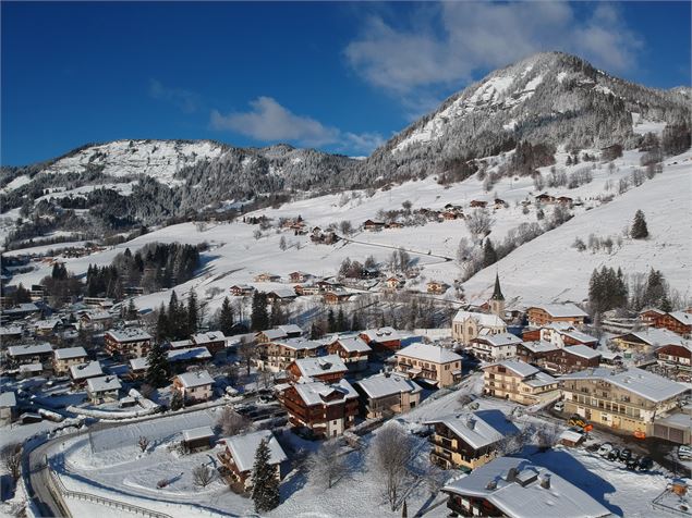 Praz sur Arly le village en hiver