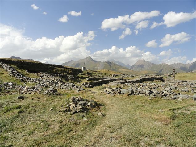 Col du Petit-St-Bernard, mansio romaine - © D. Dereani, fondation Facim