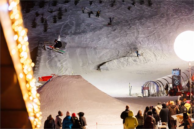 HIP freestyle session de snowboard et de ski_Les Allues - Sylvain Aymoz