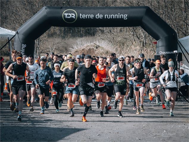 Départ Trail de Reyv' 2023 - Comité des fêtes Reyvroz