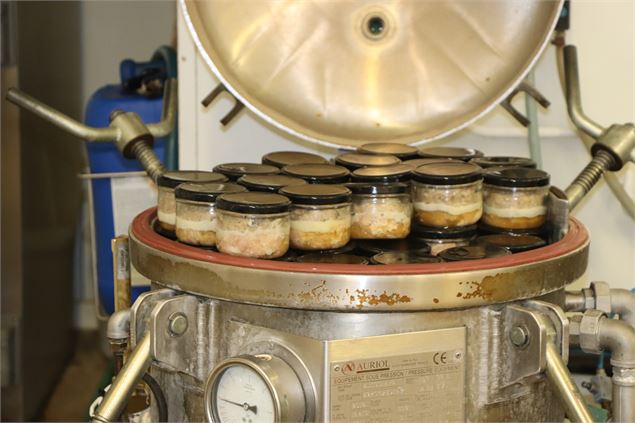 Dans les coulisses de Sardélices... Voyage en savoir-faire gourmand_Bourg-en-Bresse - ©OTGBA  - D.R.