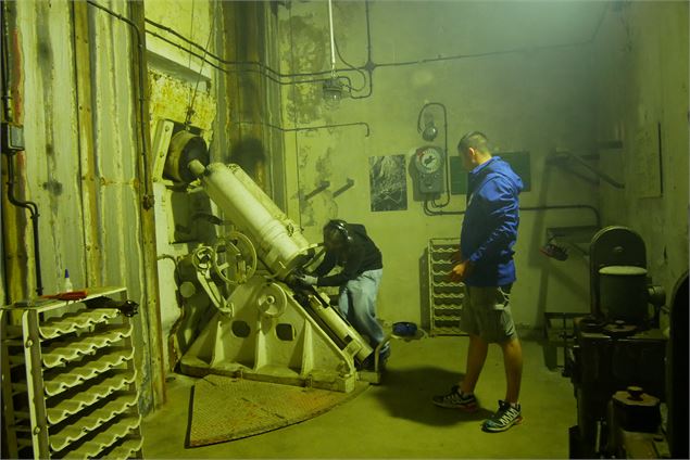 Simulation de tir à canon sous les projecteurs - C. Di Filippo