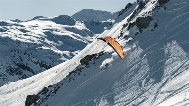 Speedrider dans la vallée du Manchet à Val d'Isère - Léo Taillefer