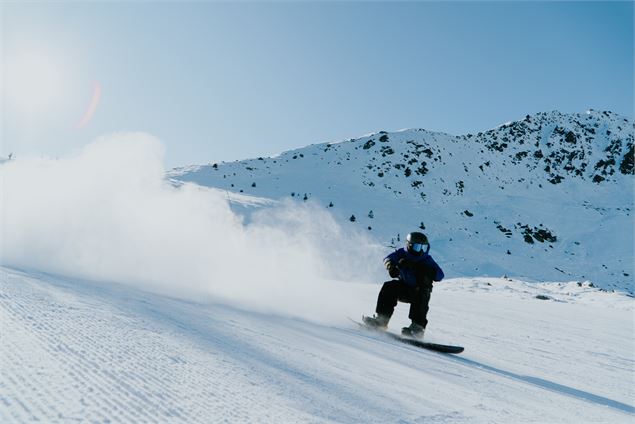 Snowboarder Derby du Roc Merlet - Océane Izard