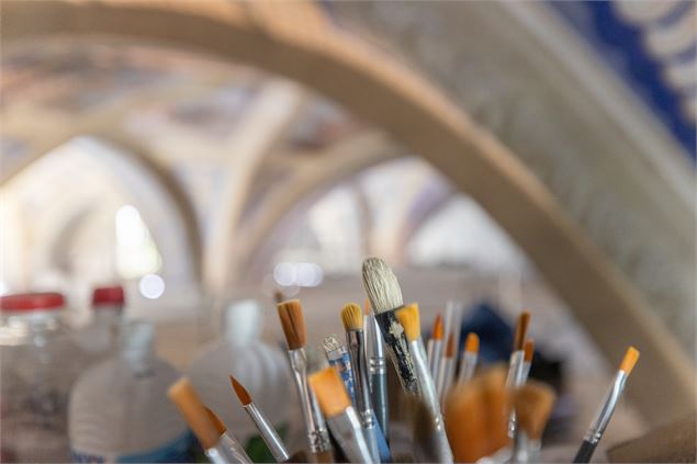 Visite inédite & Atelier créatif : Dans les coulisses des décors baroques !_Megève - mairie_megeve