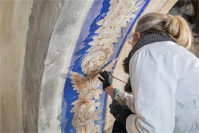 Visite inédite & Atelier créatif : Dans les coulisses des décors baroques !_Megève - mairie_megeve