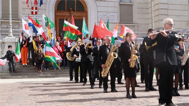 Tour du Monde_Chambéry - Étudiants du BUT MMI de l'IUT de Chambéry