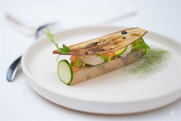 Restaurant Le Raisin_Pont-de-Vaux - Logis Restaurant Le Raisin