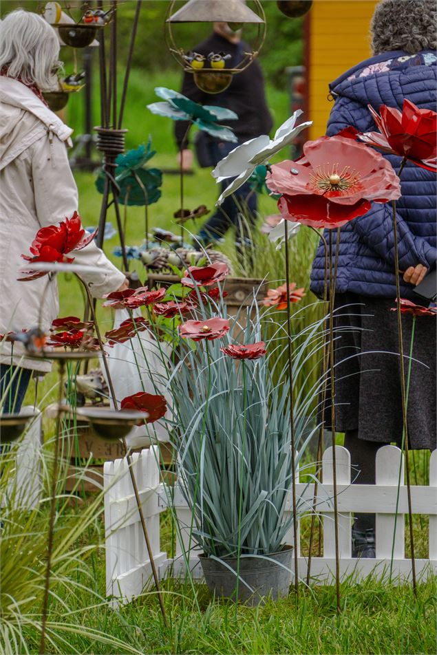 Un stand de décoration de jardin - Marion TODESCHINI