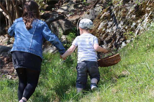 Chasse aux œufs - OT Manigod / M.Sauvage