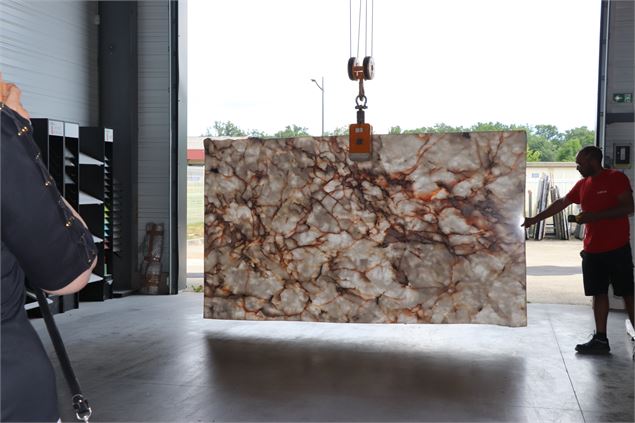 Manipulation de plaque - ©OTGBA - D.R.