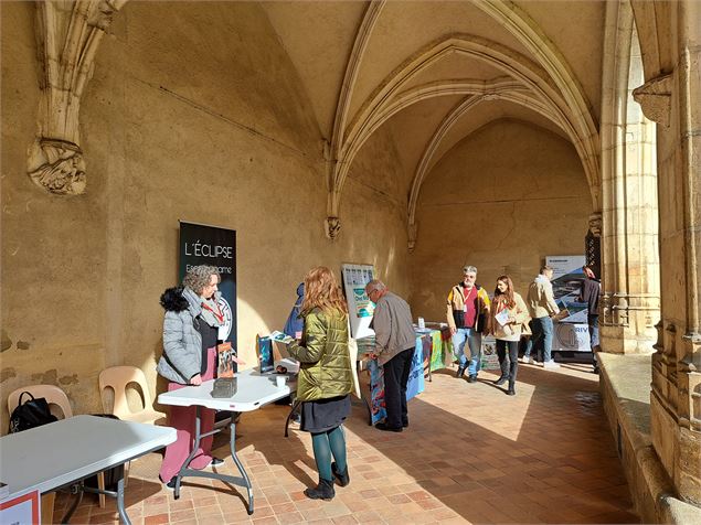 Bourse d'échanges à la documentation touristique_Bourg-en-Bresse - OT BBD
