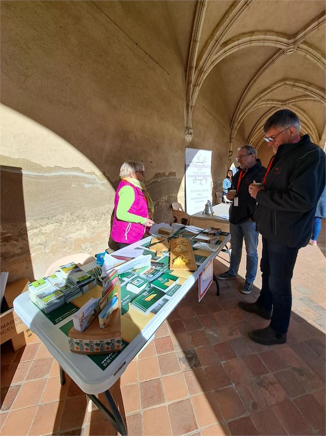 Bourse d'échanges à la documentation touristique_Bourg-en-Bresse - OT BBD