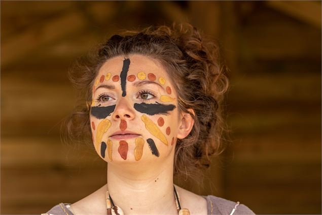 Chasse aux Œufs préhistorique pour le week-end de Pâques aux Grottes du Cerdon !