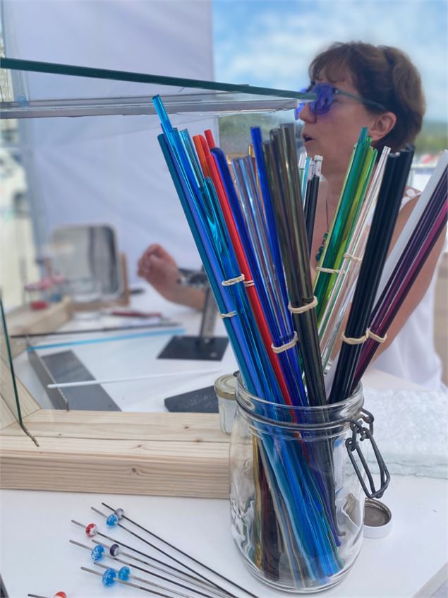 Marielle Donche fileuse de verre - Habère-Poche Animation