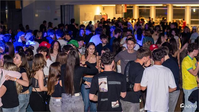 La jeunesse au Fort - © 2026 Léane MONTION / Jeunesse de Collonges. Toute reproduction ou utilisatio