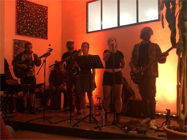 musiciens sur scène - S. Notter