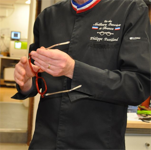 Dans les coulisses de la lunetterie d'art Philippe Puvilland_Montrevel-en-Bresse - ©OTGBA - D.R.